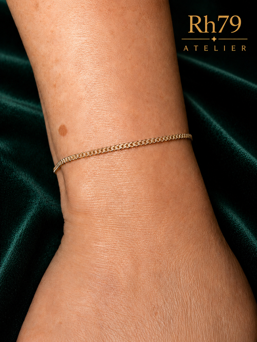 Classic Curb - Two Tone Gold